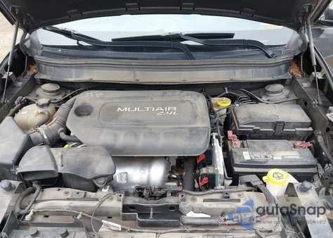 2016 Jeep Cherokee Latitude из США, поврежденный, VIN 1C4PJMCB7GW130591